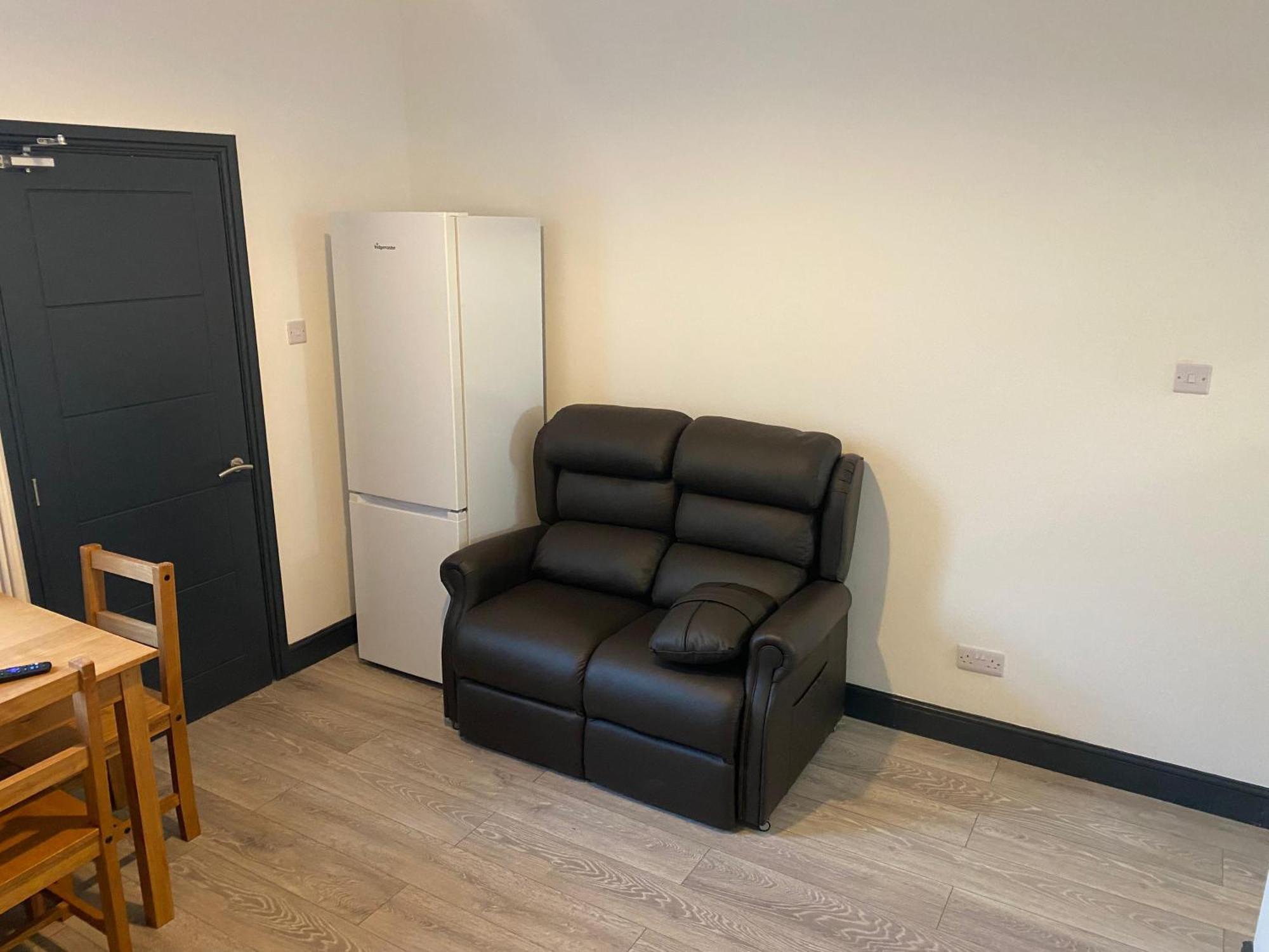 Houghton Guest House 1 Stoke-on-Trent Экстерьер фото